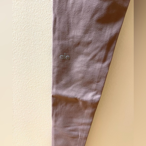 Alo high waisted dusty rose athletic workout leggings Size XS - Picture 3 of 4